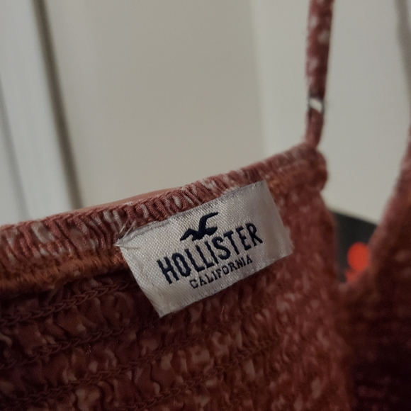 Medium Ribbed Hollister Smocked Halter Tank Top - Picture 4 of 4